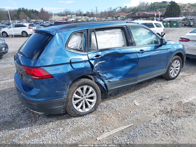 Продажа на аукционе авто 2018 Volkswagen Tiguan 2.0t S, vin: 3VV1B7AX9JM170165, номер лота: 44587336