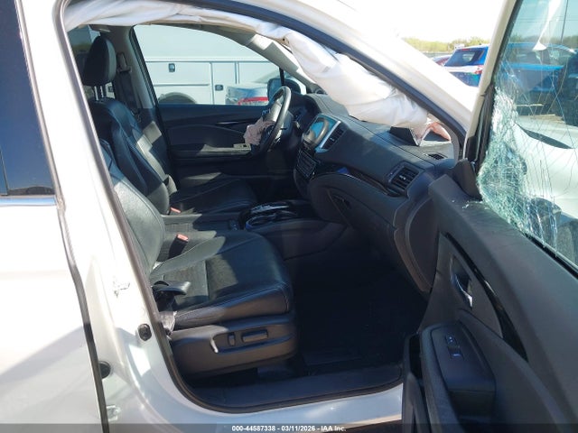 Продаж на аукціоні авто 2017 Honda Pilot Elite, vin: 5FNYF6H0XHB090831, номер лоту: 44587338