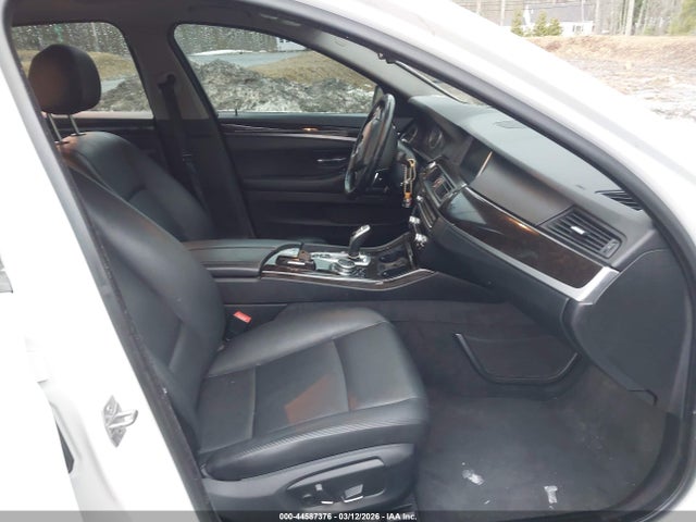 BMW 528i Xdrive 2016 WBA5A7C52GG146319 Image 5