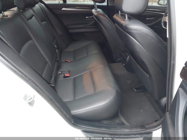 BMW 528i Xdrive 2016 WBA5A7C52GG146319 Image 8
