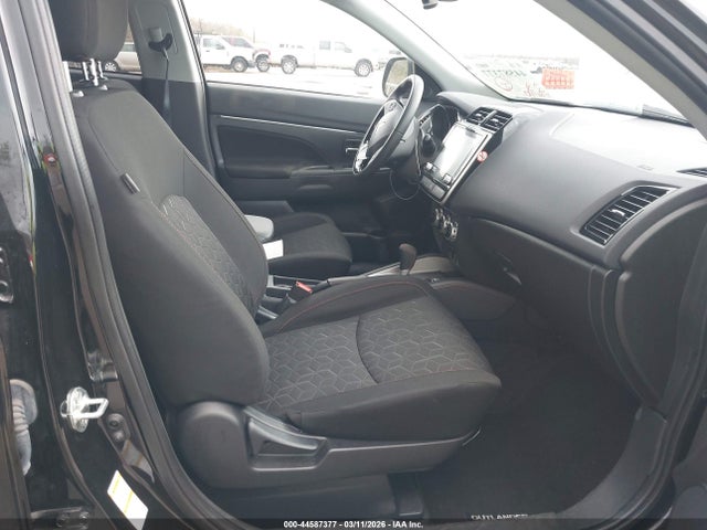 2025 MITSUBISHI OUTLANDER SPORT JA4ARUAU2SU001482 Photo 4