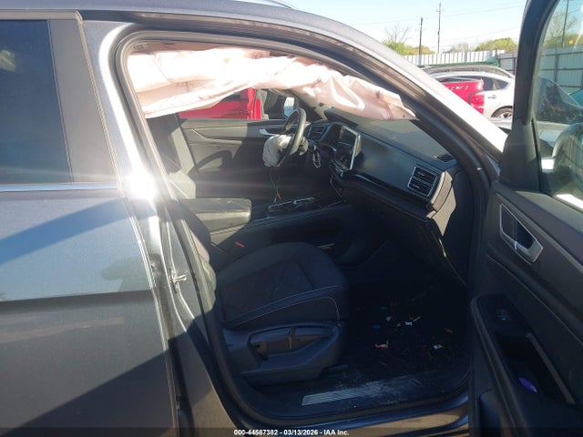 2024 VOLKSWAGEN ATLAS CROSS SPORT 1V2HE2CA5RC219406 Photo 4