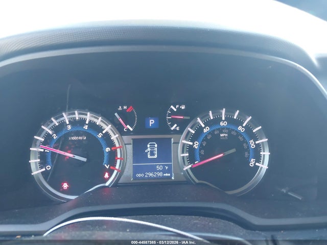 2018 TOYOTA 4RUNNER JTEZU5JR2J5177980 Photo 6