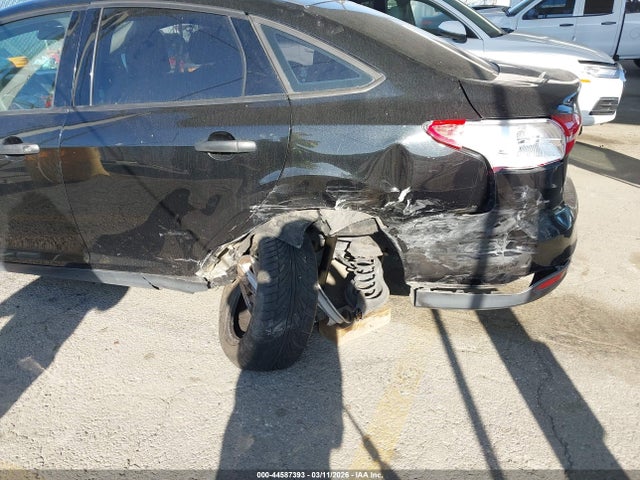 Ford FOCUS SE 2015 1FADP3F28FL320980 Image 6