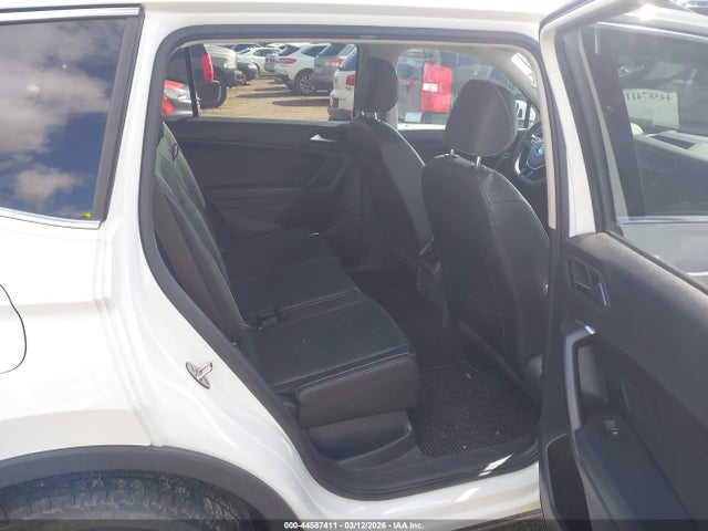 Продаж на аукціоні авто 2021 Volkswagen Tiguan 2.0t Se/2.0t Se R-line Black/2.0t Sel, vin: 3VV2B7AX3MM047504, номер лоту: 44587411