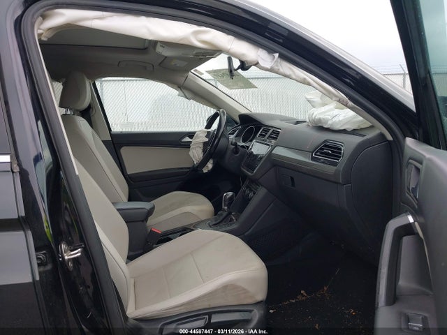 2019 Volkswagen Tiguan 2.0t Se/2.0t Sel/2.0t Sel R-line/2.0t Sel R-line Black მანქანა იყიდება აუქციონზე, vin: 3VV3B7AX5KM027224, აუქციონის ნომერი: 44587447