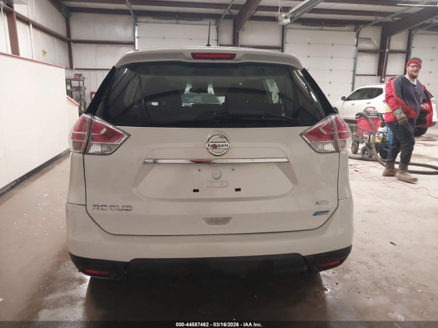 2014 Nissan Rogue S მანქანა იყიდება აუქციონზე, vin: 5N1AT2MV6EC787003, აუქციონის ნომერი: 44587462