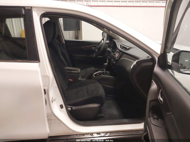 2014 Nissan Rogue S მანქანა იყიდება აუქციონზე, vin: 5N1AT2MV6EC787003, აუქციონის ნომერი: 44587462