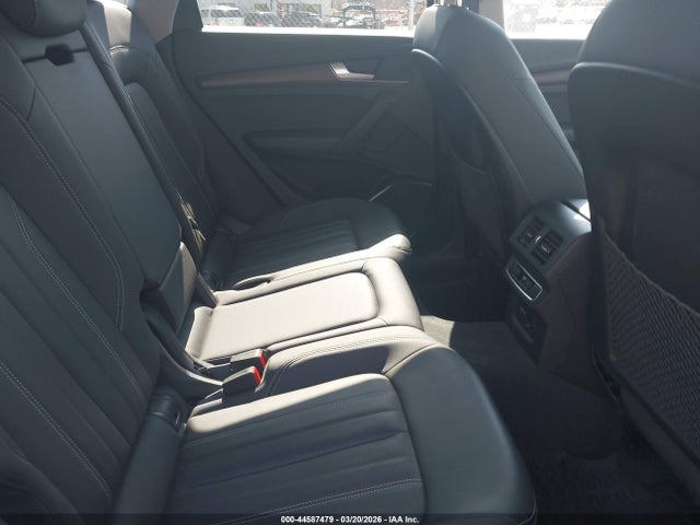 Продажа на аукционе авто 2021 Audi Q5 Premium 45 Tfsi Quattro S Tronic, vin: WA1AAAFY8M2002541, номер лота: 44587479