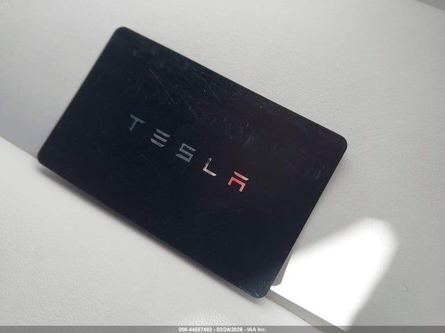 44587482 :رقم المزاد ، 5YJ3E1EB0NF165036 vin ، 2022 Tesla Model 3 Long Range Dual Motor All-wheel Drive مزاد بيع