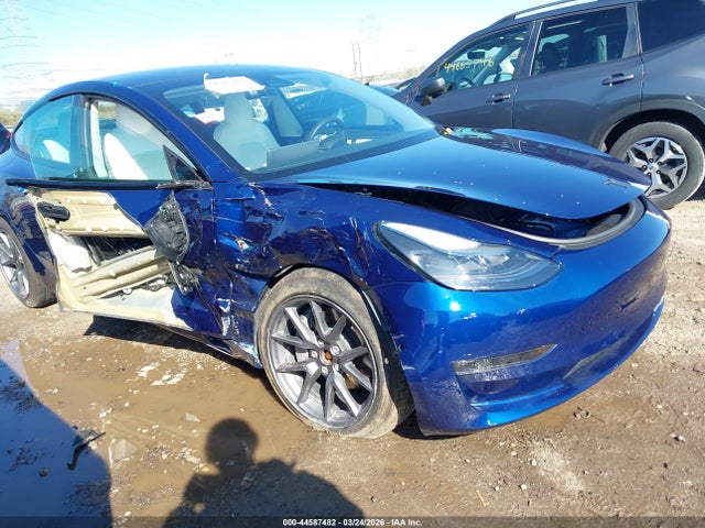 44587482 :رقم المزاد ، 5YJ3E1EB0NF165036 vin ، 2022 Tesla Model 3 Long Range Dual Motor All-wheel Drive مزاد بيع