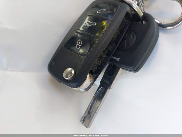 2012 VOLKSWAGEN TIGUAN WVGAV7AX7CW514077 Photo 10