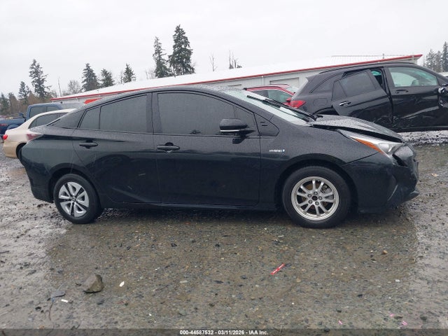 Toyota Prius Four 2016 JTDKARFU4G3518349 Image 13
