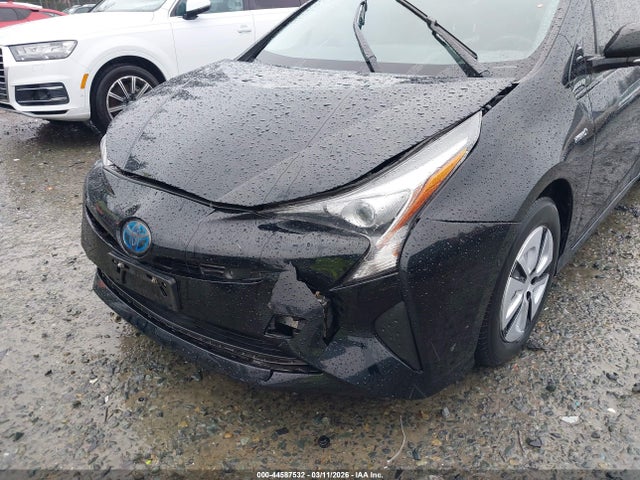 Toyota Prius Four 2016 JTDKARFU4G3518349 Image 6