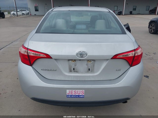 Toyota COROLLA LE 2018 5YFBURHE0JP818899 Image 15