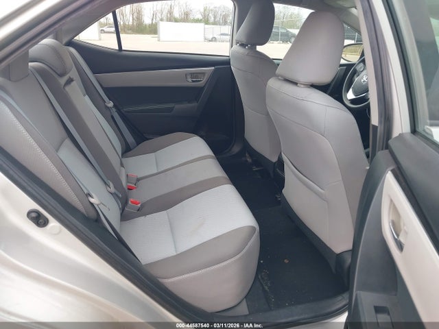 Toyota COROLLA LE 2018 5YFBURHE0JP818899 Image 8