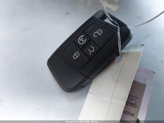 44587543 :رقم المزاد ، 3VVEC7B22SM026587 vin ، 2025 Volkswagen Taos 1.5t Se مزاد بيع