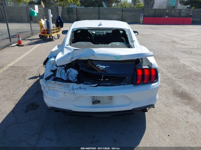 Ford Mustang Ecoboost Fastback 2021 1FA6P8TH7M5152085 Image 16