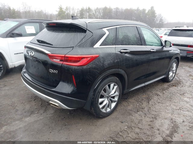 2021 INFINITI QX50 3PCAJ5BB7MF103937 Photo 3