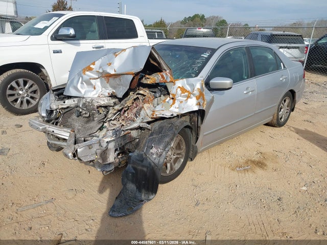 44587601 :رقم المزاد ، 1HGCM563X6A062011 vin ، 2006 Honda Accord 2.4 Se مزاد بيع