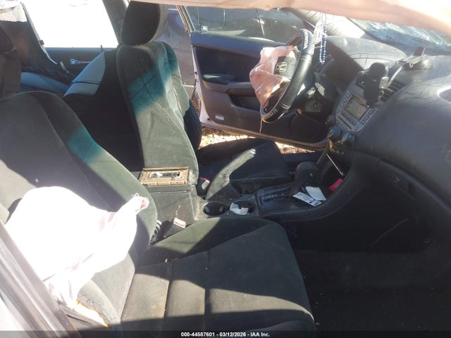 44587601 :رقم المزاد ، 1HGCM563X6A062011 vin ، 2006 Honda Accord 2.4 Se مزاد بيع
