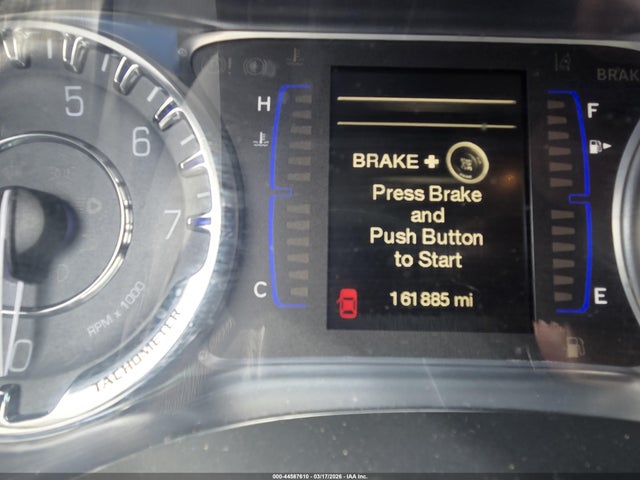 2015 Chrysler 200 Limited მანქანა იყიდება აუქციონზე, vin: 1C3CCCAB4FN701937, აუქციონის ნომერი: 44587610