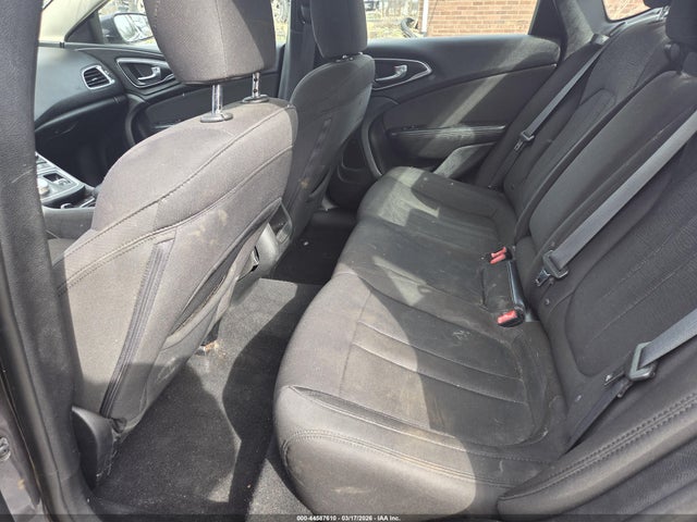 2015 Chrysler 200 Limited მანქანა იყიდება აუქციონზე, vin: 1C3CCCAB4FN701937, აუქციონის ნომერი: 44587610