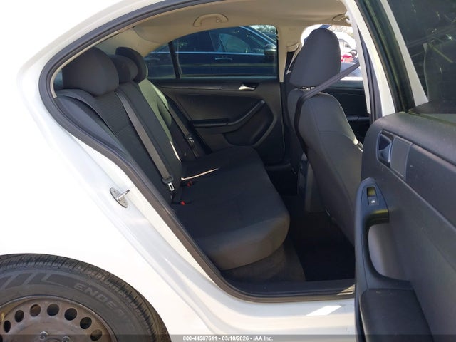 3VW267AJ1GM295198 Volkswagen Jetta 1.4t S