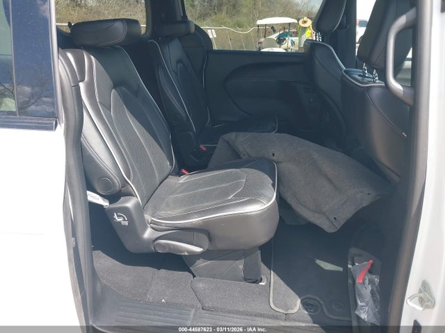 Продажа на аукционе авто 2025 Chrysler Pacifica Limited, vin: 2C4RC1GG6SR569354, номер лота: 44587623