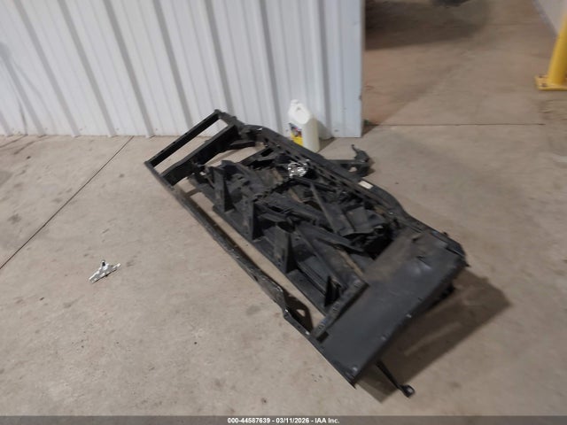 1GKS2CKJ0JR205393 GMC YUKON DENALI