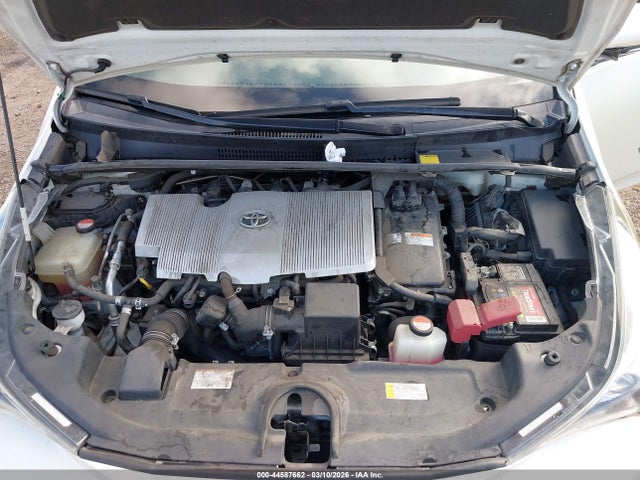 JTDKARFU6G3003367 Toyota Prius Three Touring
