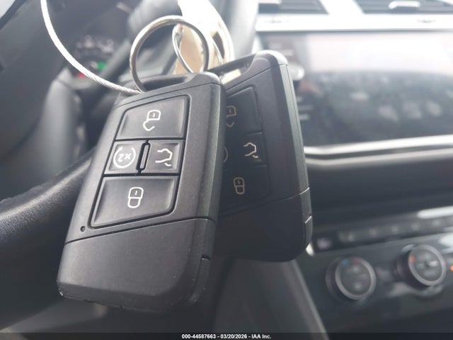44587663 :رقم المزاد ، 3VV3B7AX4JM017704 vin ، 2018 Volkswagen Tiguan 2.0t Se/2.0t Sel مزاد بيع