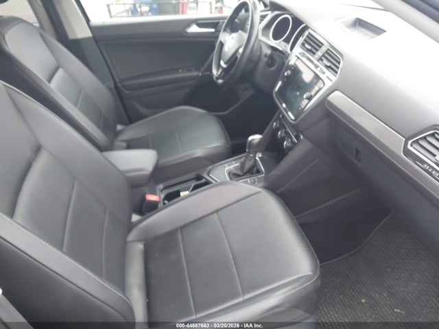 44587663 :رقم المزاد ، 3VV3B7AX4JM017704 vin ، 2018 Volkswagen Tiguan 2.0t Se/2.0t Sel مزاد بيع