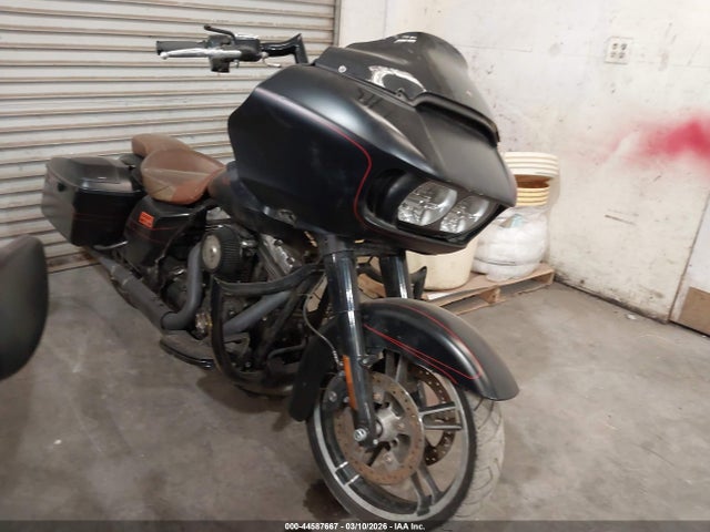 2015 HARLEY-DAVIDSON FLTRXS 1HD1KTM3XFB698567