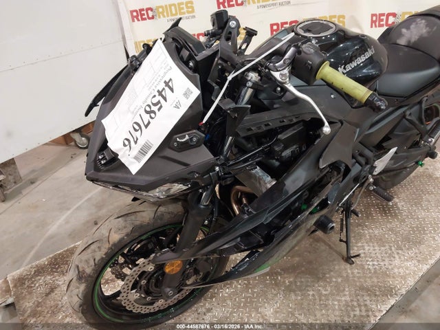 44587676 :رقم المزاد ، ML5EXER14SDAF6599 vin ، 2025 Kawasaki Ex650 R مزاد بيع