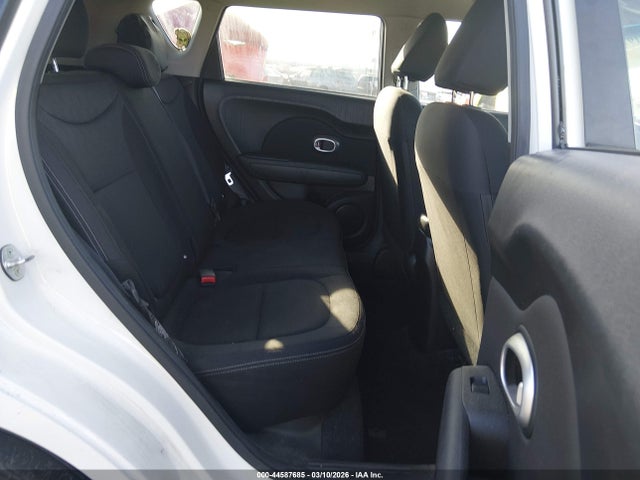 Продаж на аукціоні авто 2015 Kia Soul, vin: KNDJN2A20F7795827, номер лоту: 44587685