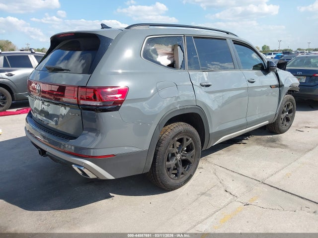 2025 Volkswagen Atlas 2.0t Peak Edition მანქანა იყიდება აუქციონზე, vin: 1V2CR2CA1SC563223, აუქციონის ნომერი: 44587691