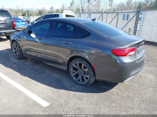 44587708 :رقم المزاد ، 1C3CCCDG6FN589407 vin ، 2015 Chrysler 200 S مزاد بيع