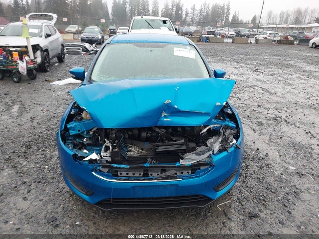 44587712 :رقم المزاد ، 1FADP3F27HL236183 vin ، 2017 Ford Focus Se مزاد بيع