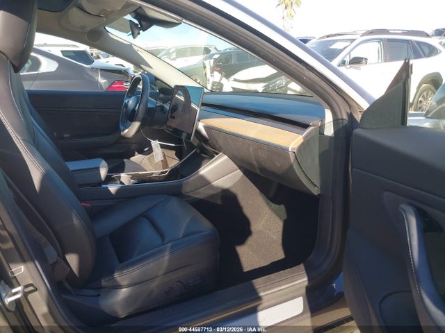 2018 TESLA MODEL 3 5YJ3E1EA6JF047350 Photo 4
