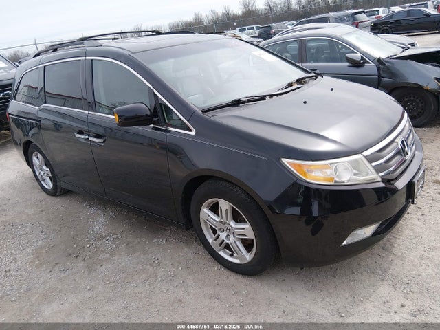 2011 HONDA ODYSSEY 5FNRL5H92BB055035