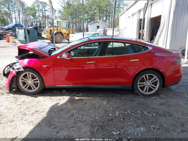 Продажа на аукционе авто 2014 Tesla Model S, vin: 5YJSA1S14EFP28737, номер лота: 44587752