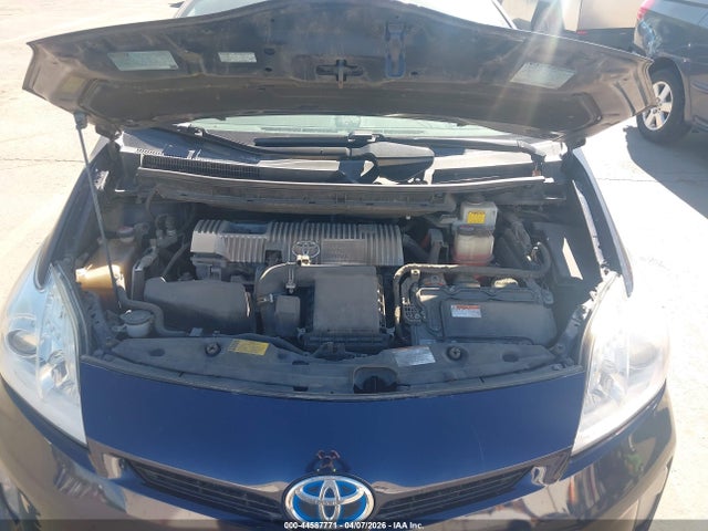 Toyota Prius Three 2015 JTDKN3DU2F1872613 Image 10