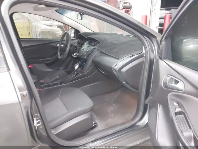 Ford FOCUS SE 2015 1FADP3F24FL210542 Image 5