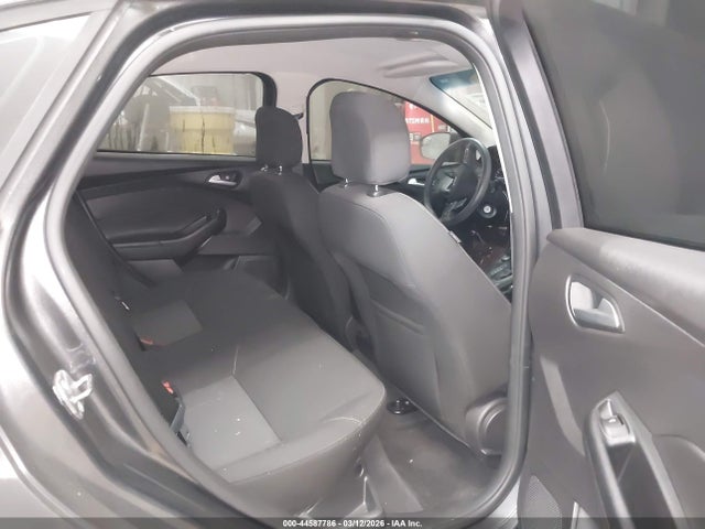 Ford FOCUS SE 2015 1FADP3F24FL210542 Image 8