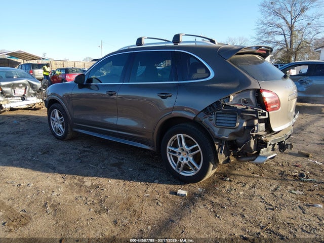 2013 PORSCHE CAYENNE WP1AF2A23DLA24584 Photo 2