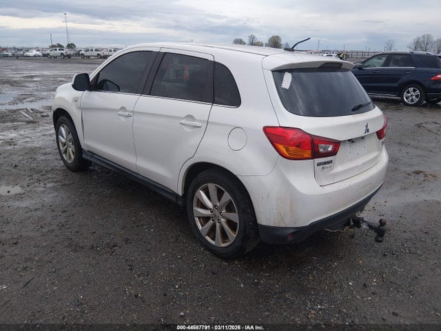 2015 MITSUBISHI OUTLANDER SPORT 4A4AR4AU8FE024666 Photo 2