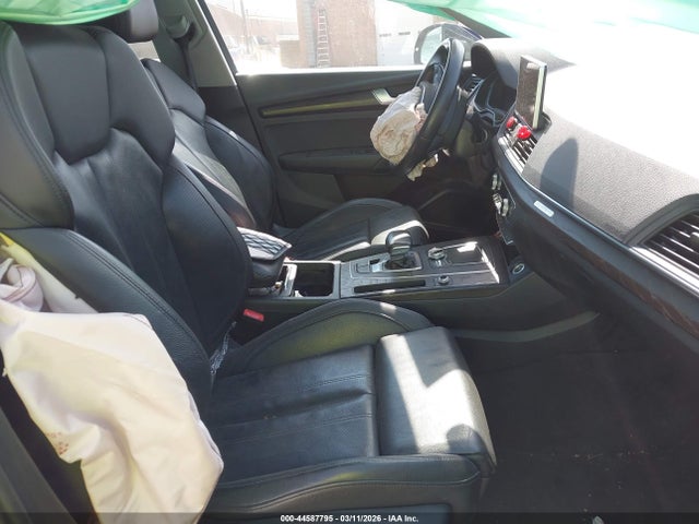 2018 AUDI Q5 WA1BNAFY6J2236276 Photo 4