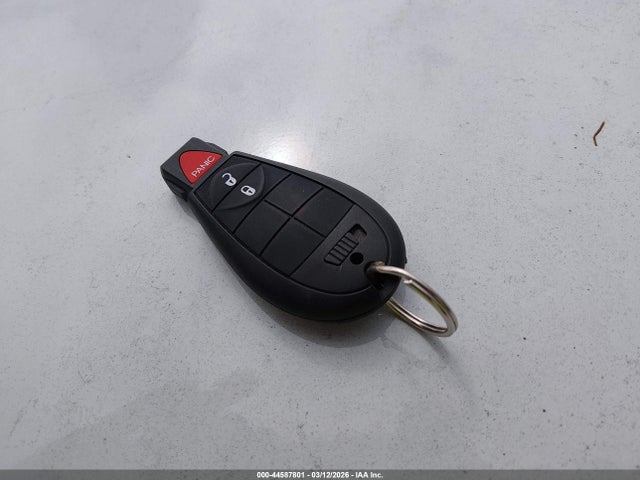 44587801 :رقم المزاد ، 1C6RR6TT4KS562083 vin ، 2019 Ram 1500 Classic مزاد بيع
