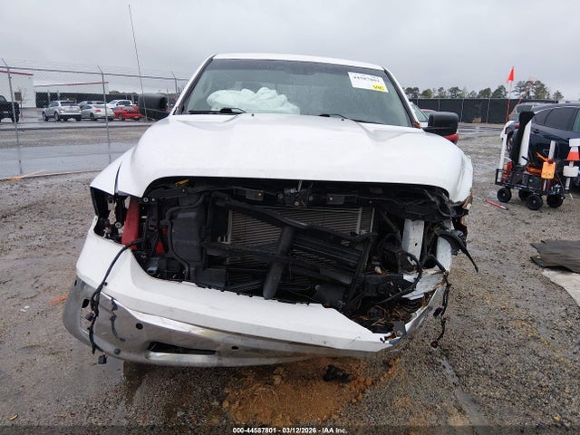 44587801 :رقم المزاد ، 1C6RR6TT4KS562083 vin ، 2019 Ram 1500 Classic مزاد بيع